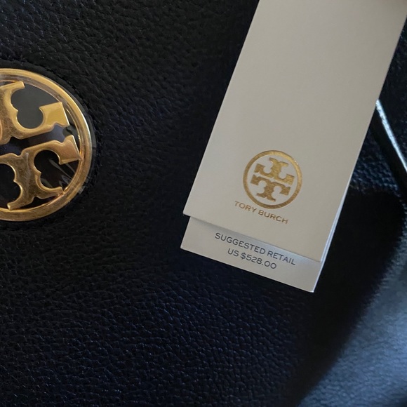 Brand new 🏷Tory Burch Carson tote and wallet🕶🌹 - Picture 14 of 16